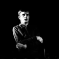 Un día como hoy nació Ian Curtis: la voz que convirtió la oscuridad en ceremonia