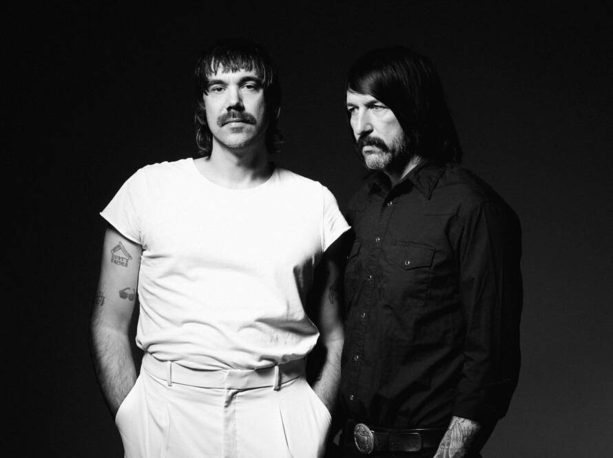 Death From Above 1979 en una fotografía promocional de 2026.