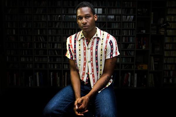 Leon Bridges en Louder Radio