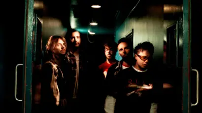 Nothing But Thieves. Imagen promocional de la gira Stray Dogs.