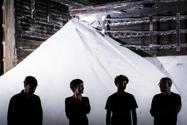 POLIÇA