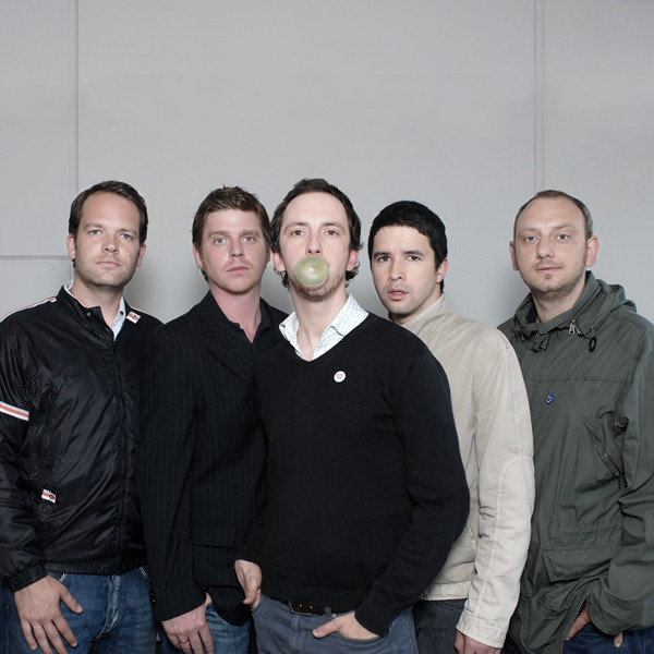 Pale en Louder Radio