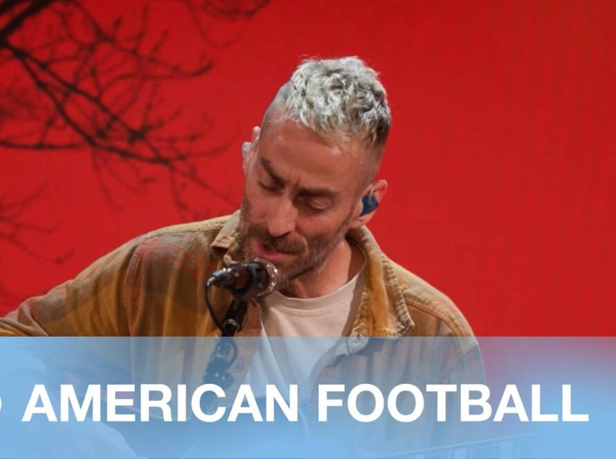 American Football interpretando Boys Don't Cry de The Cure en la sesión de SiriusXM